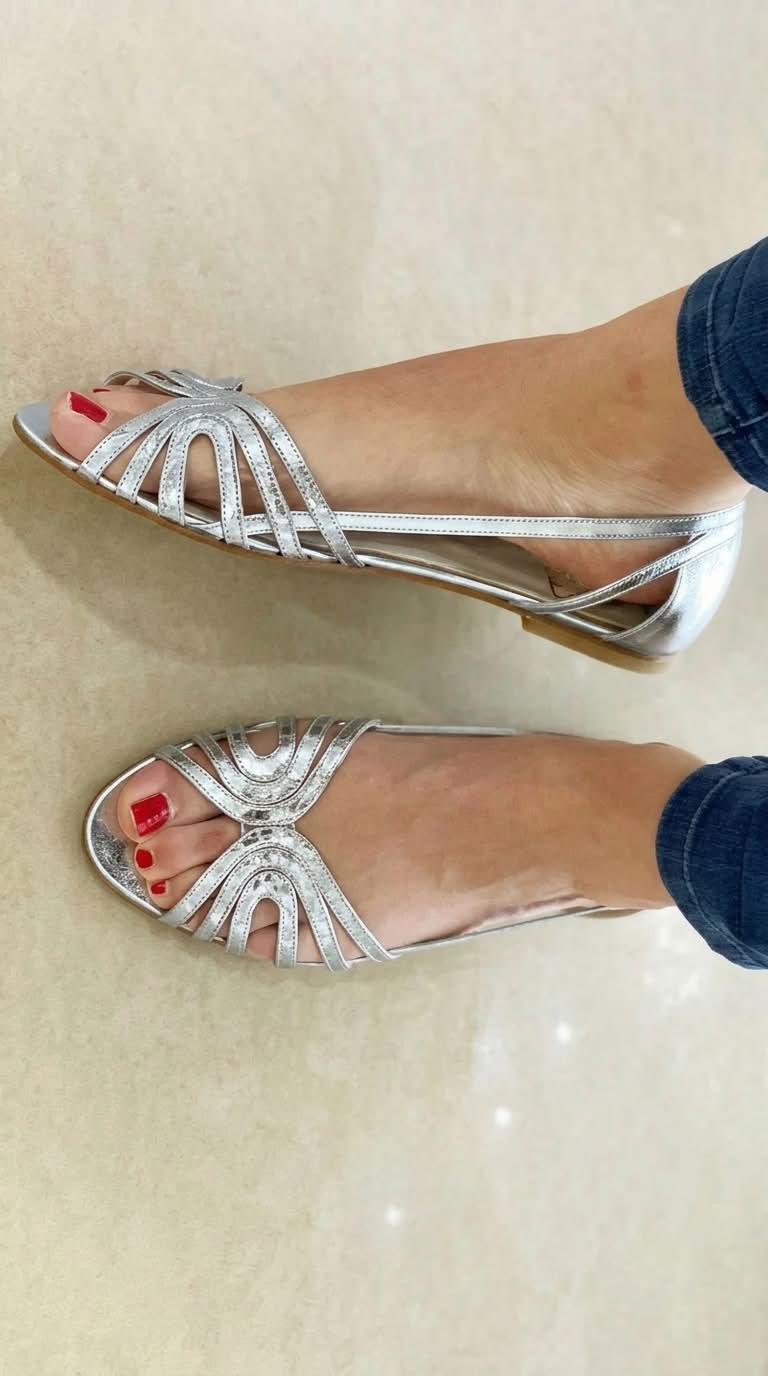 WARREN & GRACE | ELEONORA GOLDEN SANDALS SUMMER LIGHT