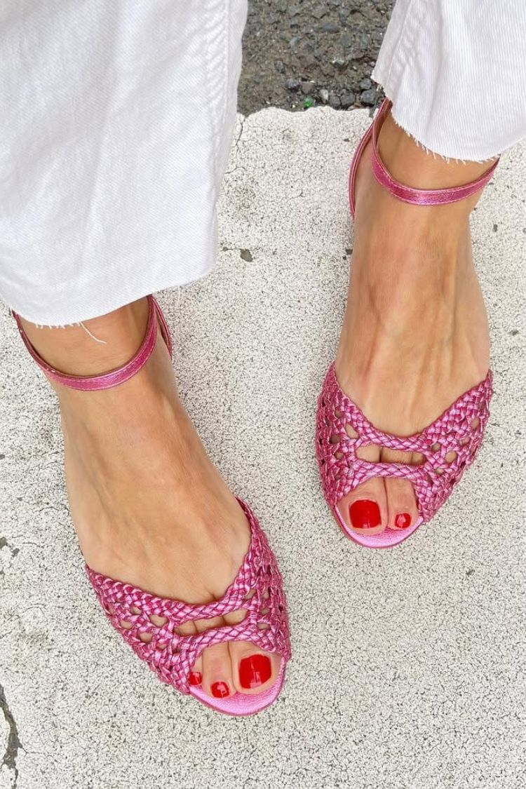 WARREN & GRACE | ISADORA GOLD WOVEN SANDALS