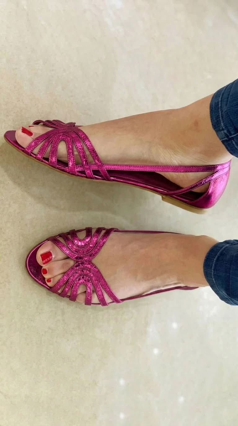 WARREN & GRACE | ELEONORA GOLDEN SANDALS SUMMER LIGHT