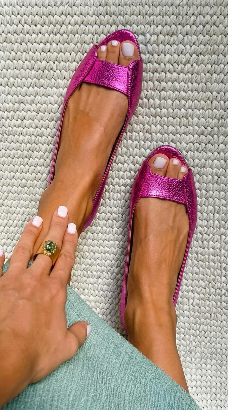 WARREN & GRACE | ADELINA GOLDEN COMFORT CHIC SANDALS