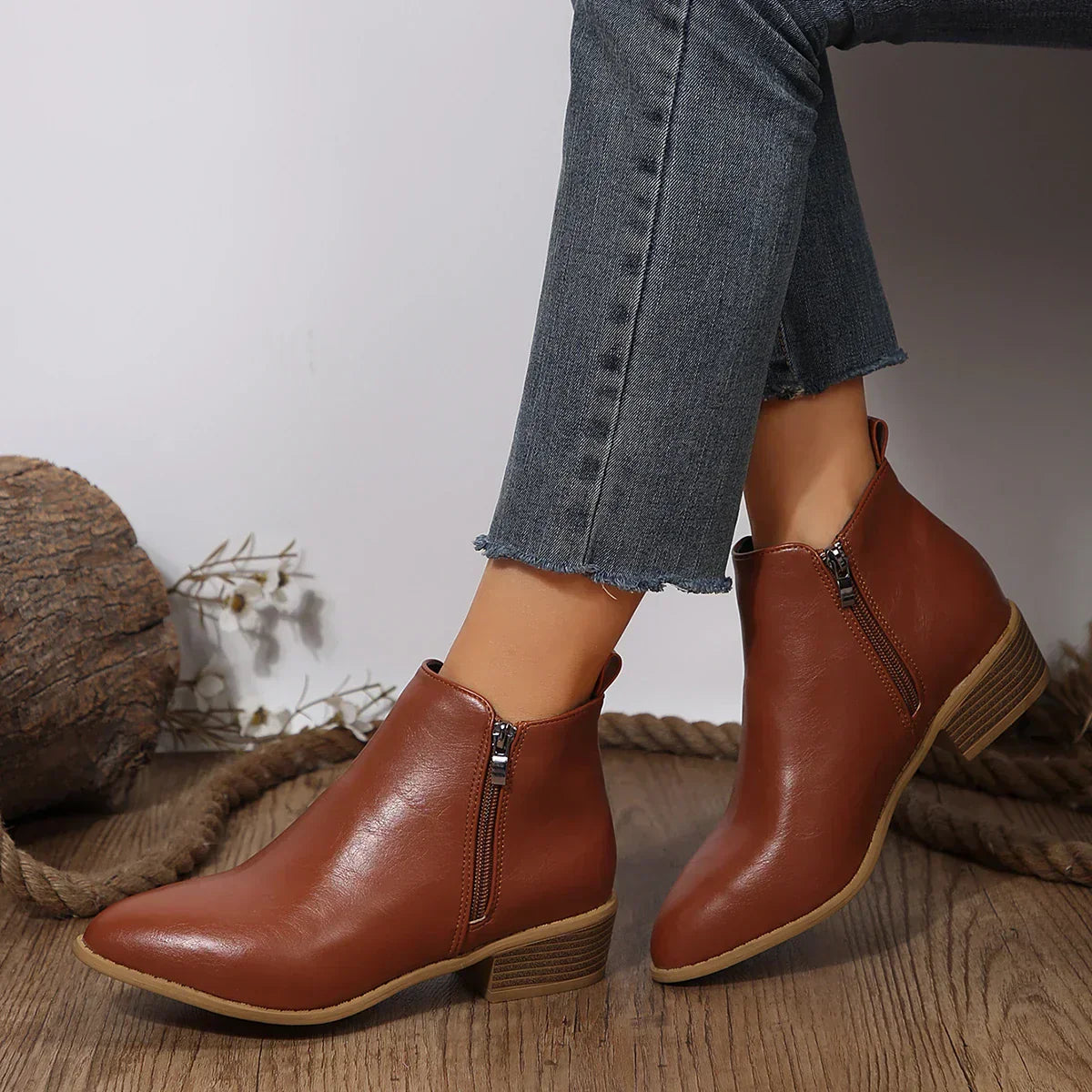 Xyra | Orthopedic Boots