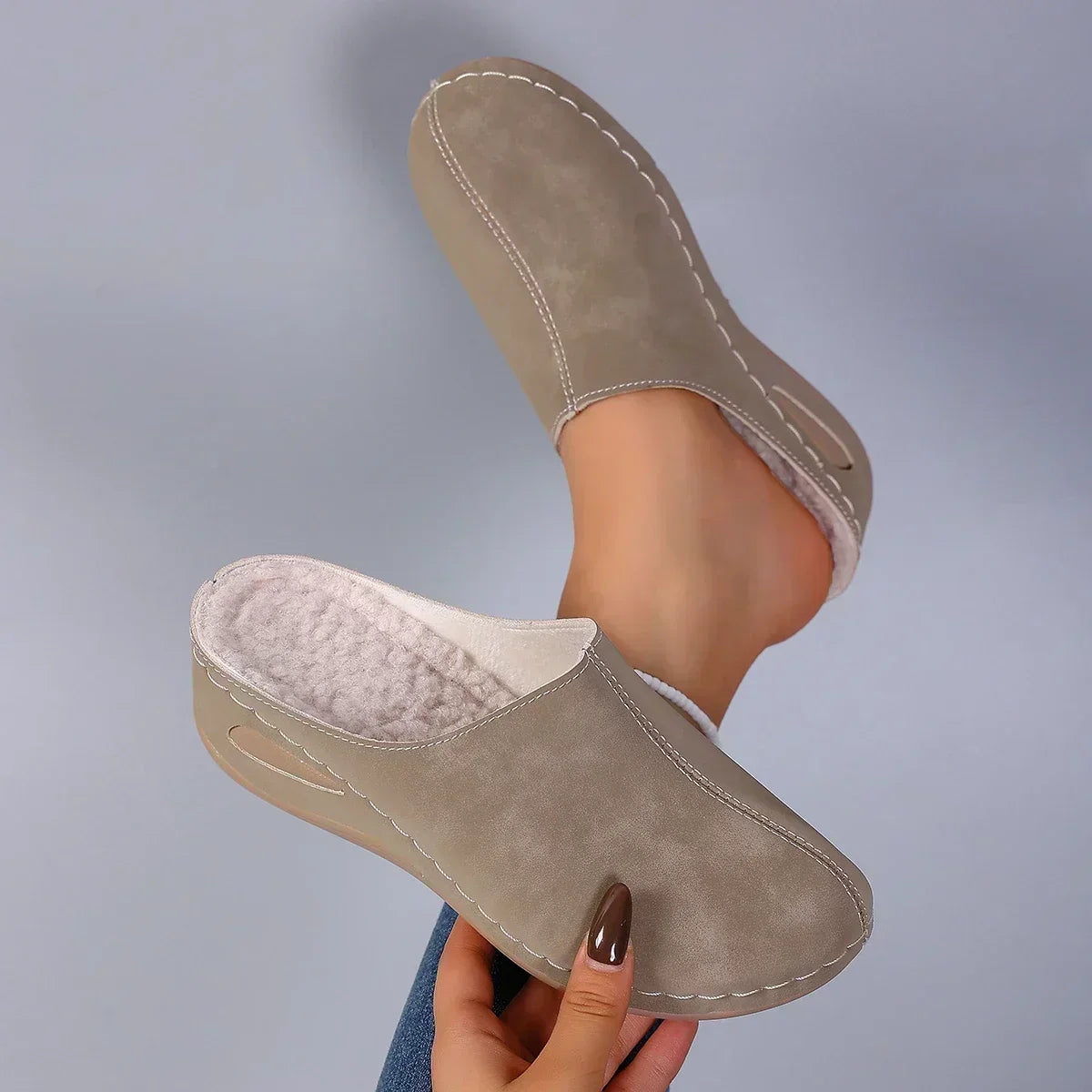 Freya™ | Cozy Fleece-Lined Comfort Clogs